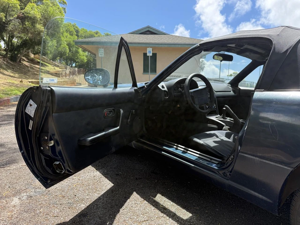 1996 Mazda NA MX-5 Miata - Image 13 of 22
