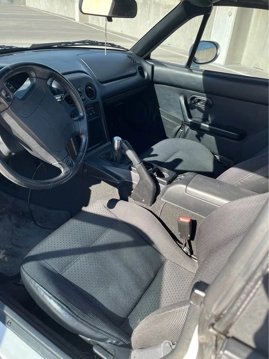 1996 Mazda NA MX-5 Miata - Image 10 of 10
