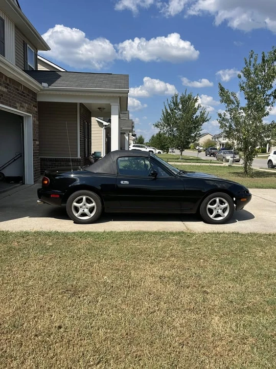 1996 Mazda NA MX-5 Miata - Image 4 of 12