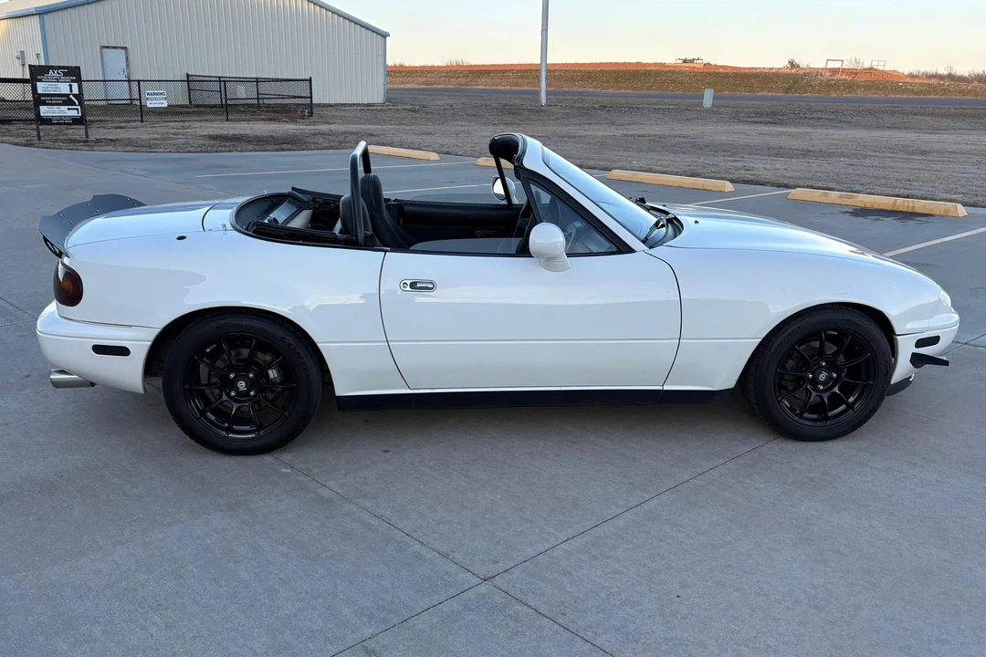 1996 Mazda NA MX-5 Miata - Image 3 of 31