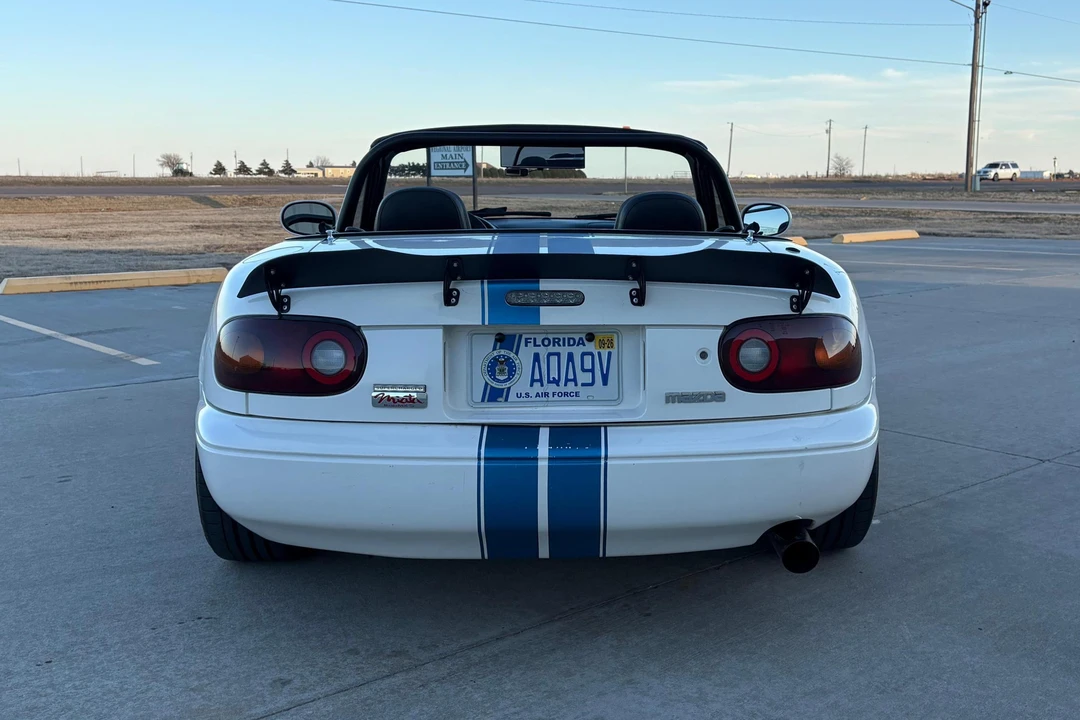 1996 Mazda NA MX-5 Miata - Image 5 of 31