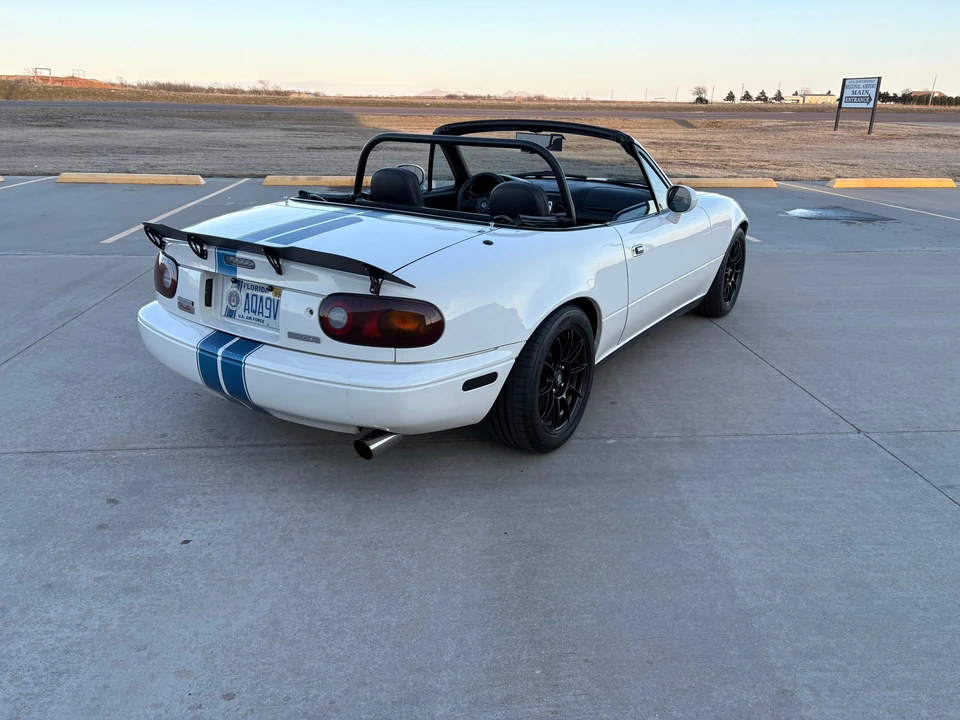1996 Mazda NA MX-5 Miata - Image 19 of 31