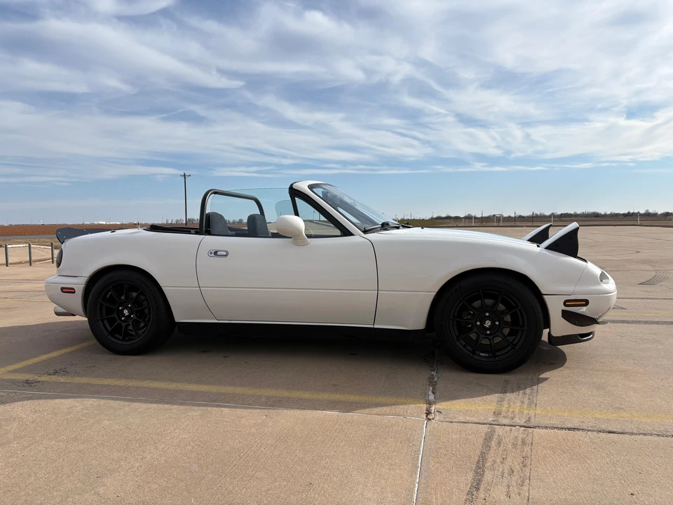 1996 Mazda NA MX-5 Miata - Image 21 of 31