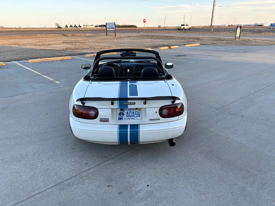 1996 Mazda NA MX-5 Miata - Image 16 of 31