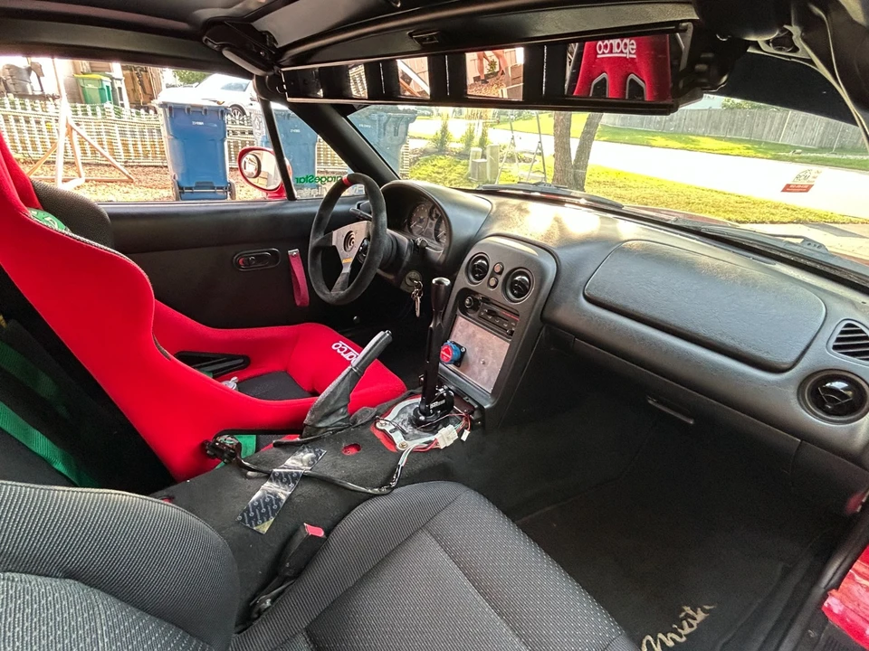 1996 Mazda NA MX-5 Miata - Image 8 of 16