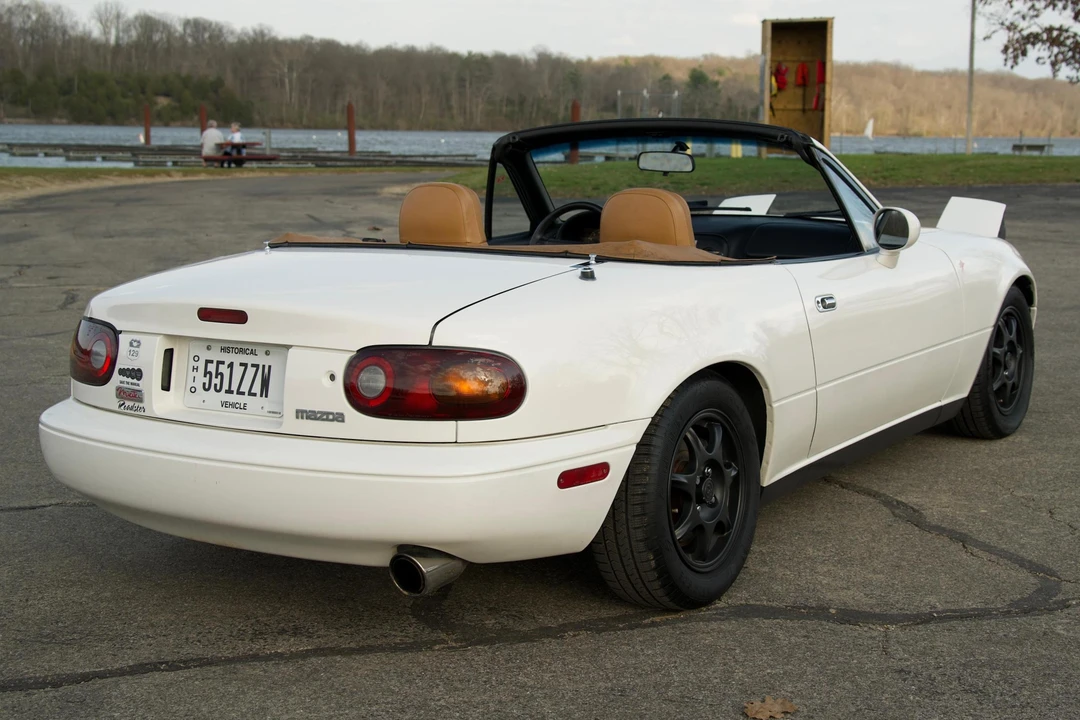 1996 Mazda NA MX-5 Miata - Image 4 of 21
