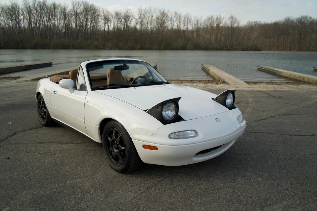 1996 Mazda NA MX-5 Miata - Image 16 of 21