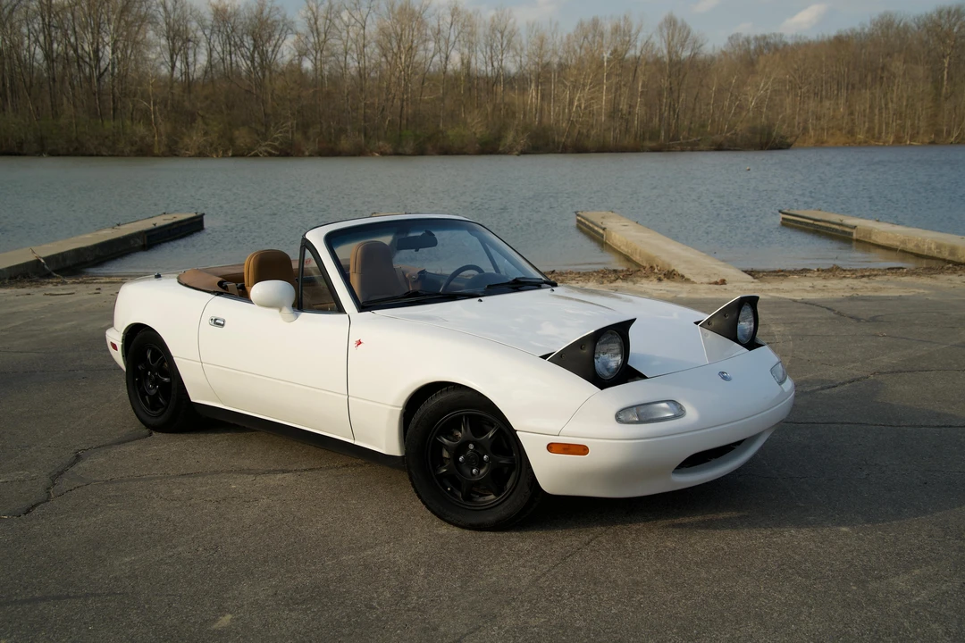 1996 Mazda NA MX-5 Miata - Image 14 of 21