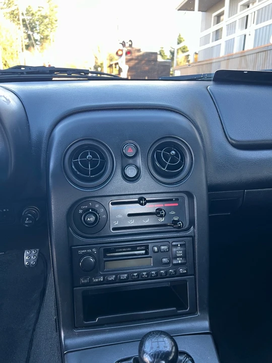 1996 Mazda NA MX-5 Miata - Image 13 of 15