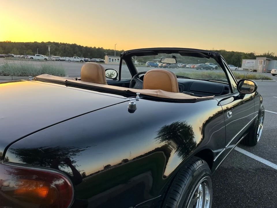 1996 Mazda NC MX-5 Miata - Image 5 of 20