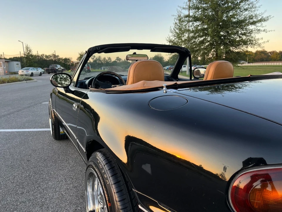 1996 Mazda NC MX-5 Miata - Image 6 of 20