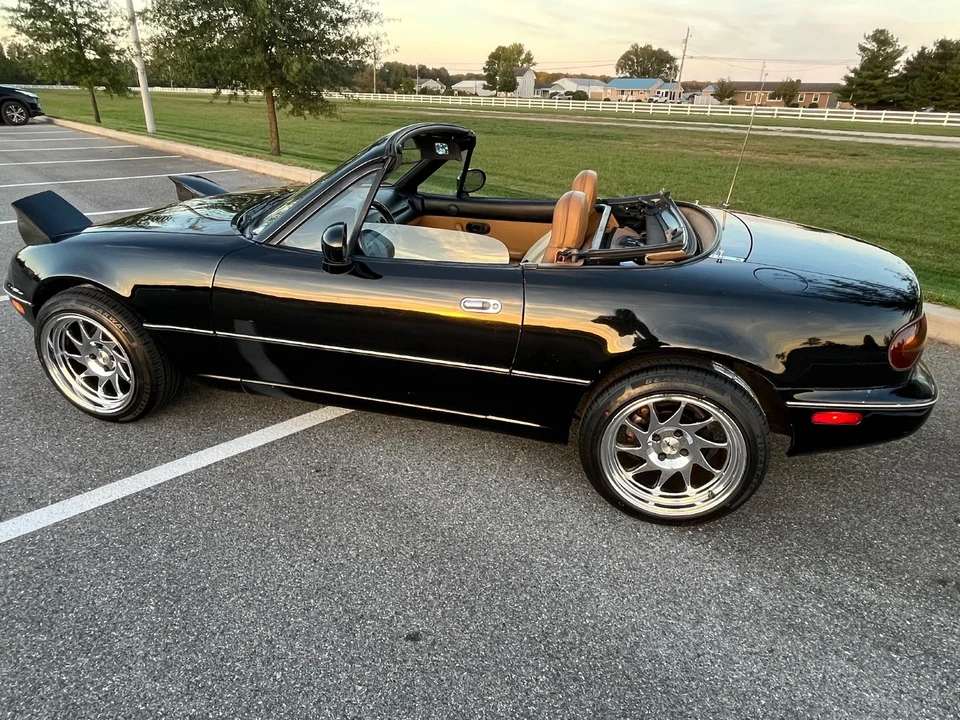 1996 Mazda NC MX-5 Miata - Image 4 of 20