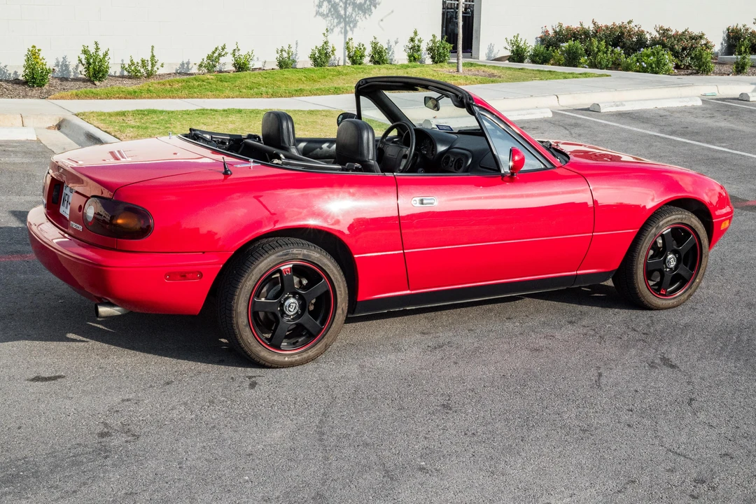1996 Mazda NA MX-5 Miata - Image 4 of 31