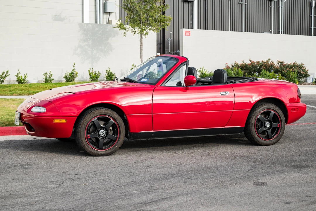 1996 Mazda NA MX-5 Miata - Image 6 of 31