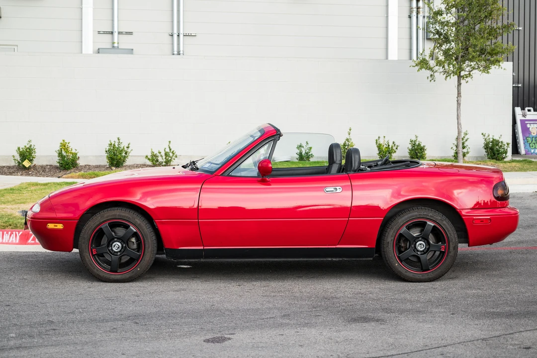 1996 Mazda NA MX-5 Miata - Image 7 of 31