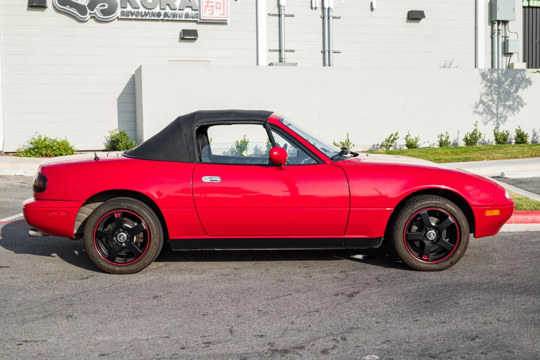 1996 Mazda NA MX-5 Miata - Image 3 of 31