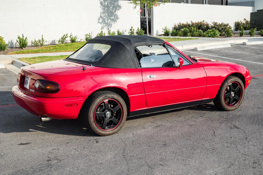 1996 Mazda NA MX-5 Miata - Image 15 of 31