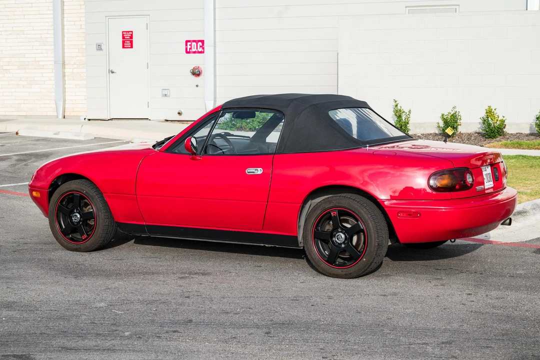 1996 Mazda NA MX-5 Miata - Image 13 of 31