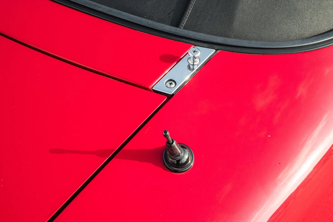 1996 Mazda NA MX-5 Miata - Image 28 of 31