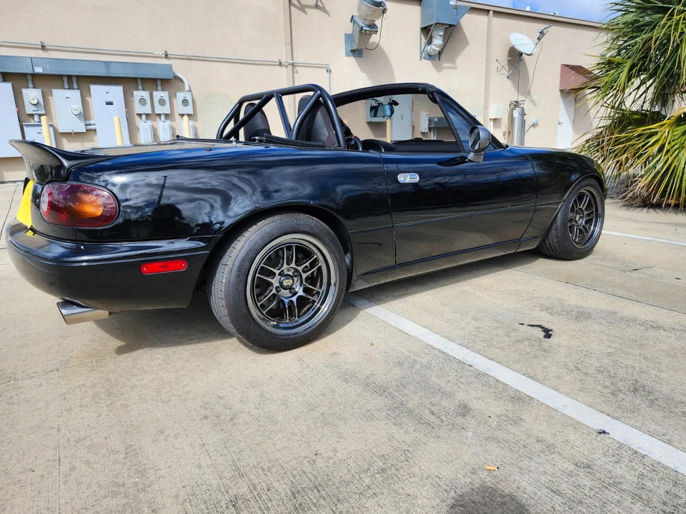1996 Mazda NA MX-5 Miata - Image 17 of 21