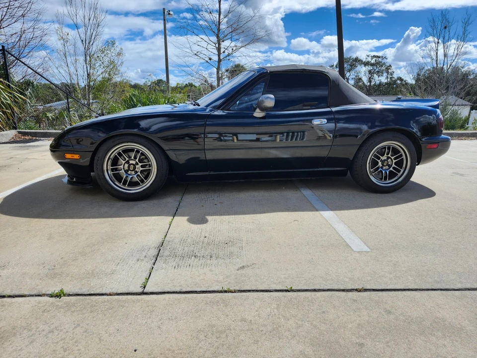 1996 Mazda NA MX-5 Miata - Image 2 of 21