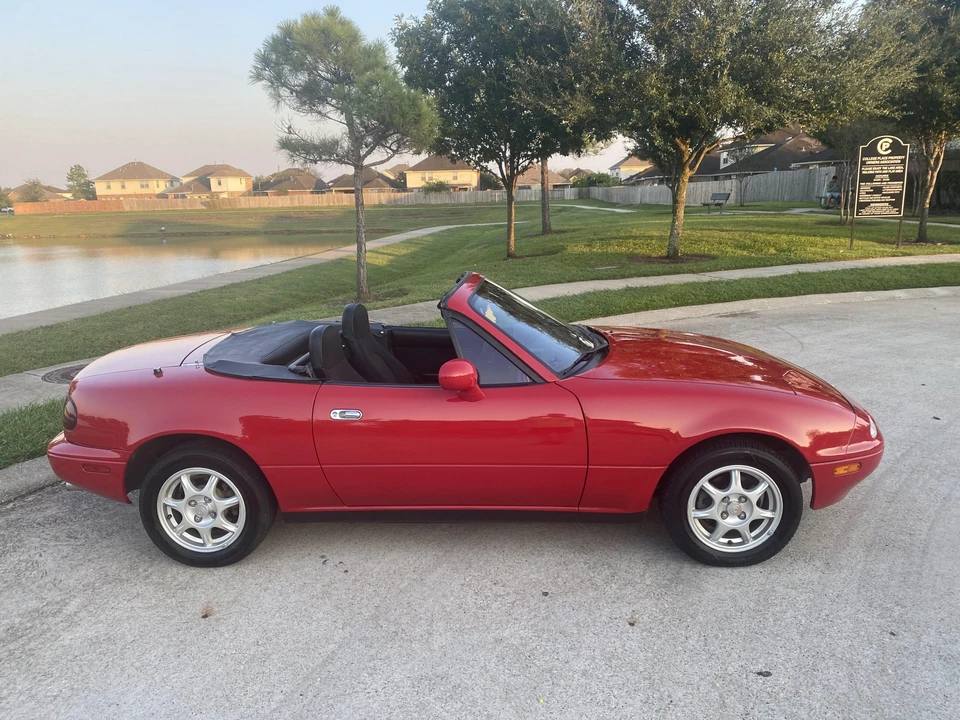 1996 Mazda NA MX-5 Miata - Image 16 of 31