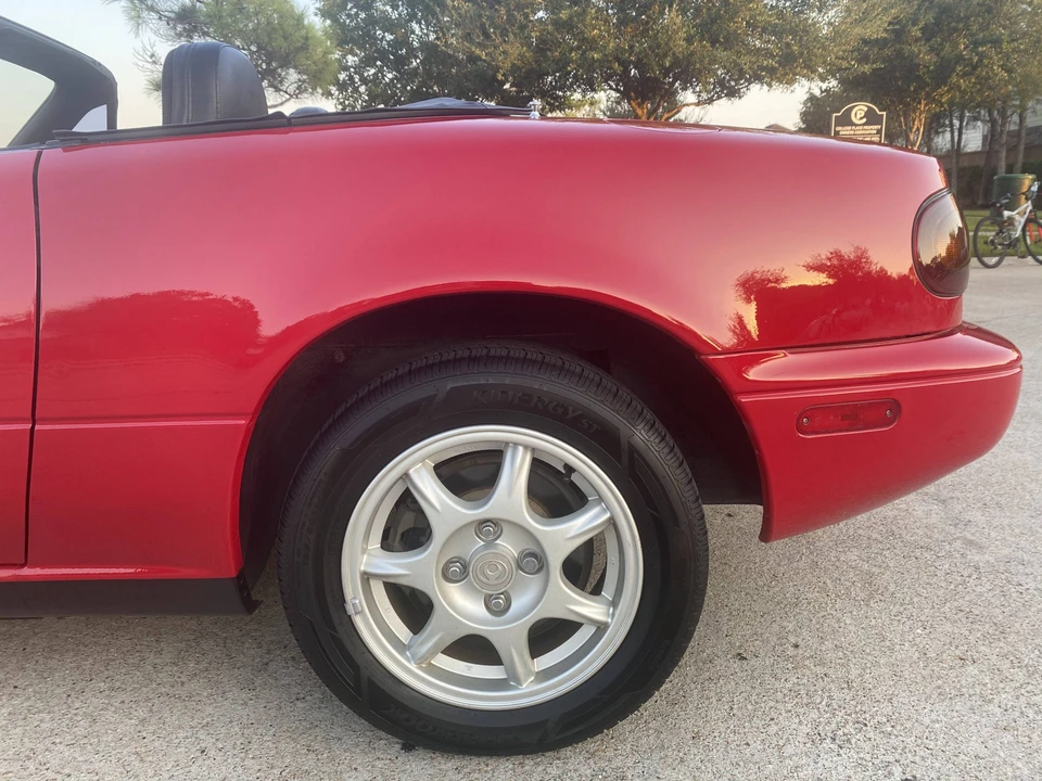 1996 Mazda NA MX-5 Miata - Image 28 of 31