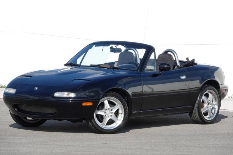1996 Mazda NA MX-5 Miata - Image 2 of 31