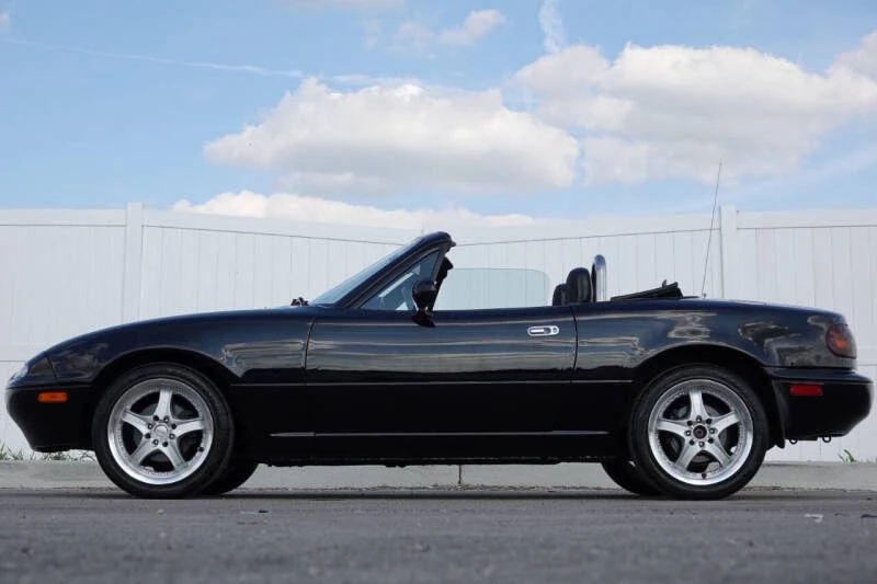 1996 Mazda NA MX-5 Miata - Image 22 of 31