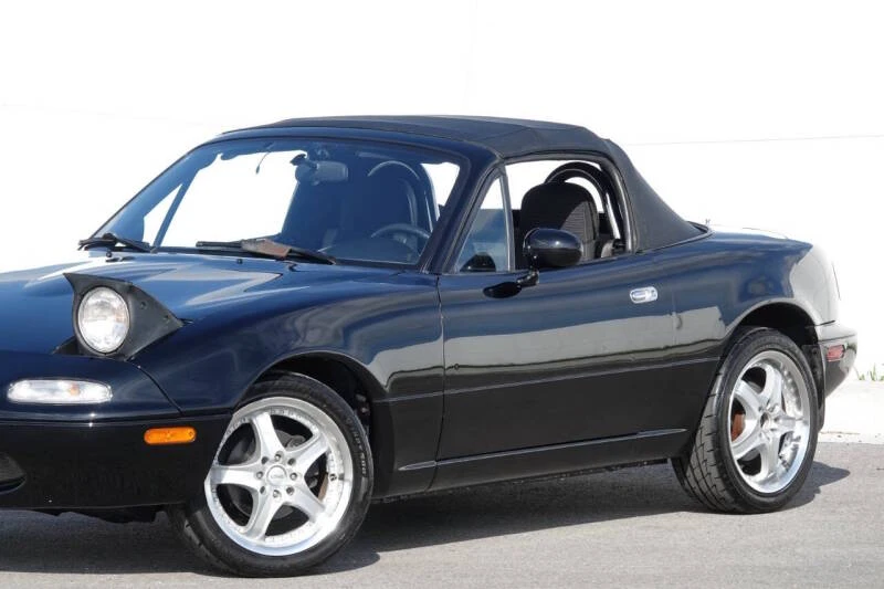 1996 Mazda NA MX-5 Miata - Image 11 of 31
