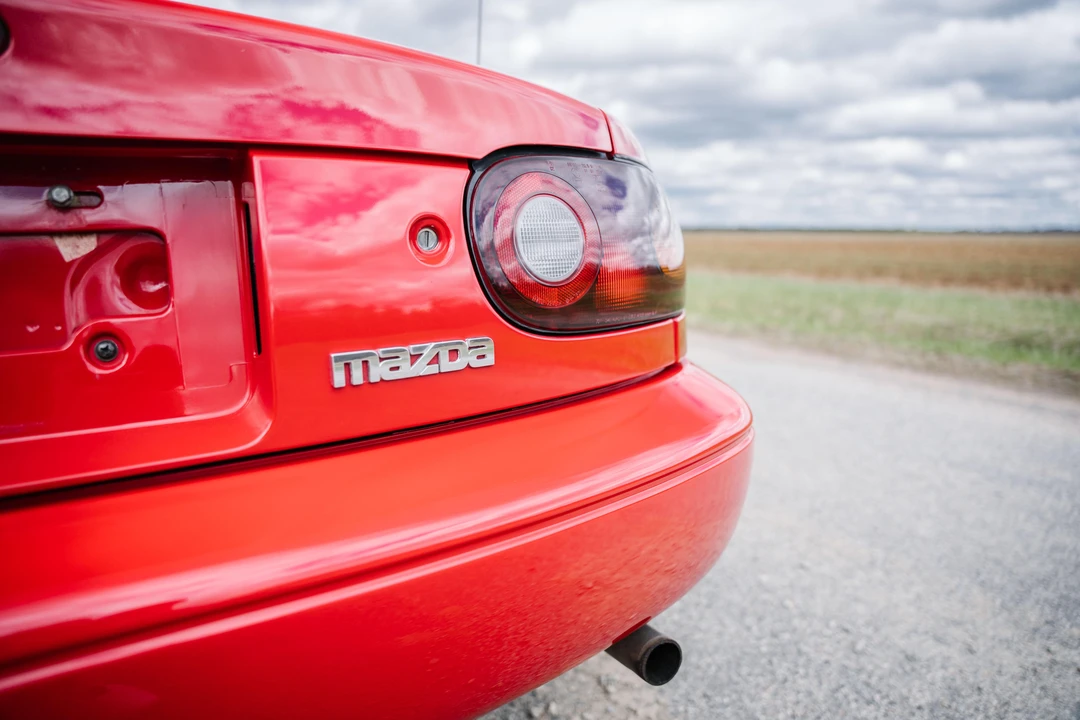 1996 Mazda NA MX-5 Miata - Image 25 of 31