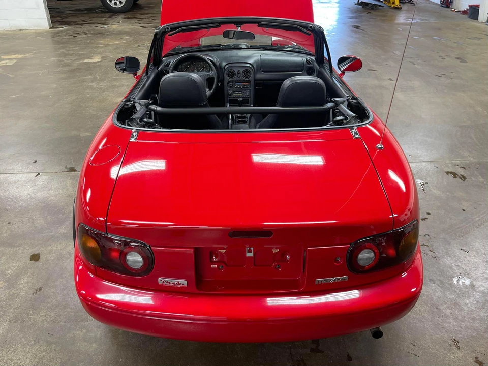 1996 Mazda NA MX-5 Miata - Image 8 of 31