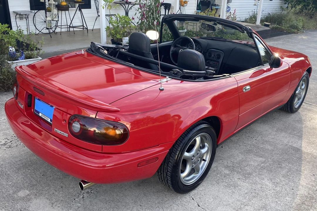 1996 Mazda NA MX-5 Miata - Image 4 of 5