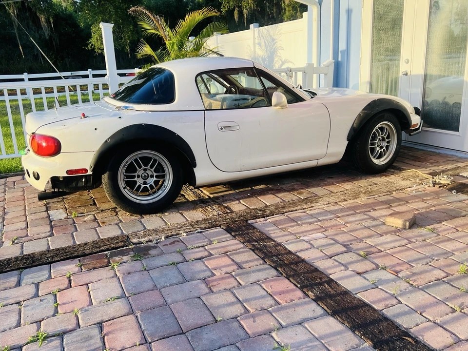1996 Mazda NA MX-5 Miata - Image 17 of 25
