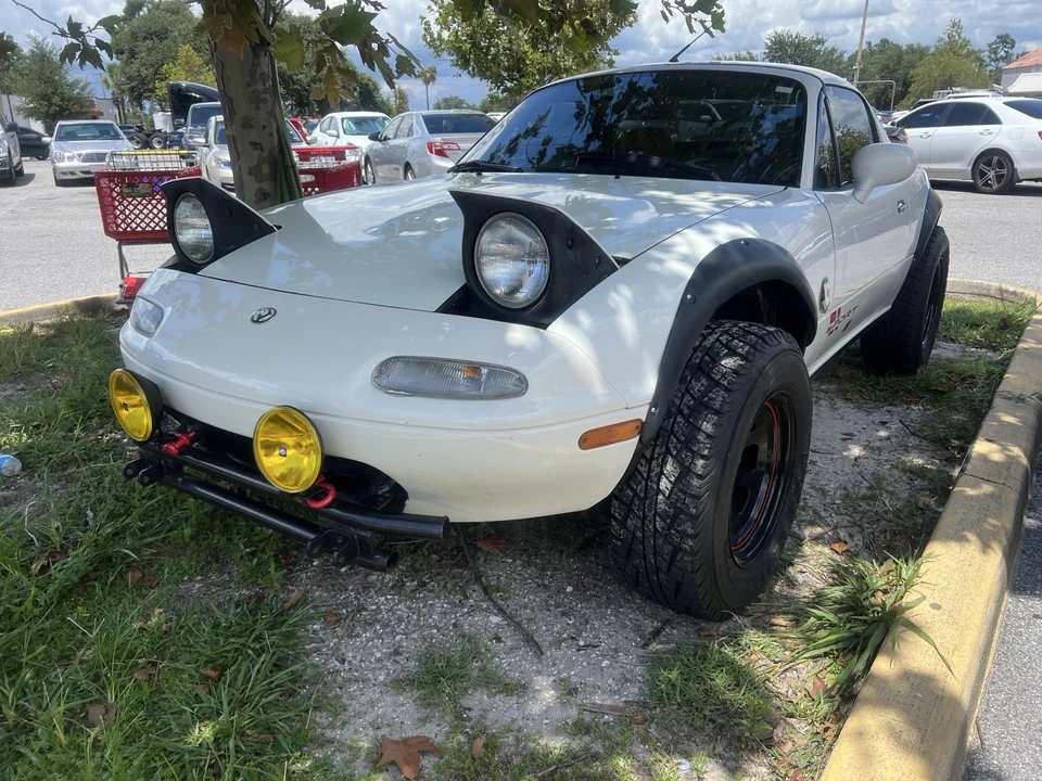 1996 Mazda NA MX-5 Miata - Image 3 of 21