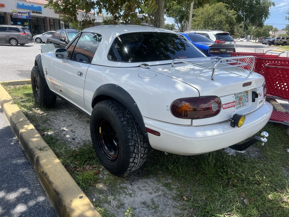 1996 Mazda NA MX-5 Miata - Image 4 of 21