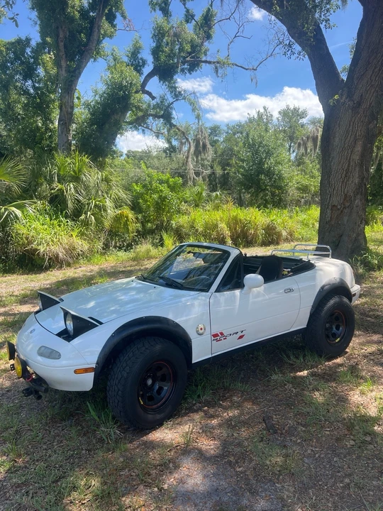 1996 Mazda NA MX-5 Miata - Image 9 of 25