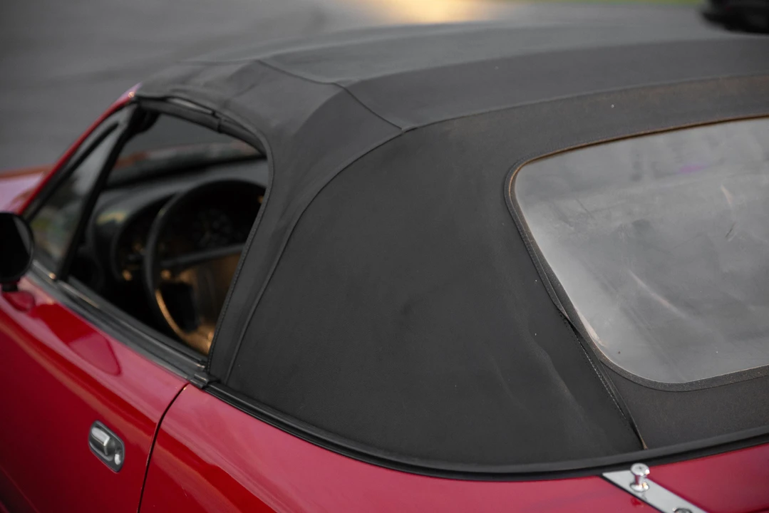 1996 Mazda NA MX-5 Miata - Image 27 of 31