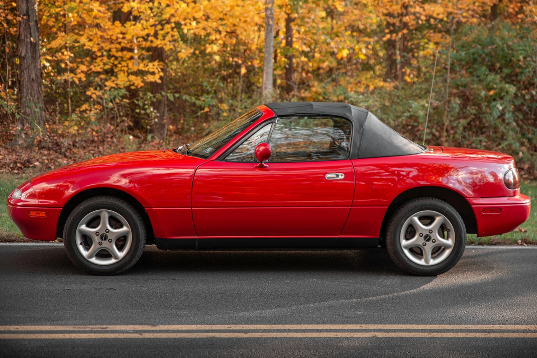 1996 Mazda NA MX-5 Miata - Image 4 of 31