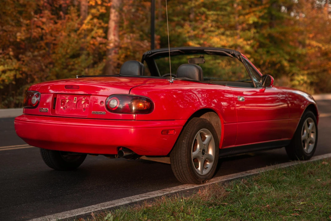 1996 Mazda NA MX-5 Miata - Image 5 of 31