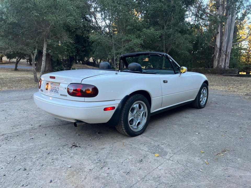 1996 Mazda NA MX-5 Miata - Image 8 of 31