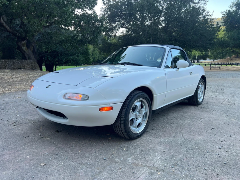 1996 Mazda NA MX-5 Miata - Image 11 of 31