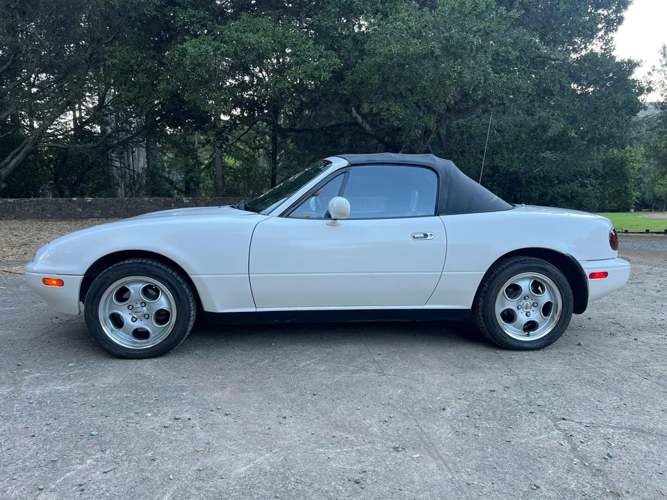 1996 Mazda NA MX-5 Miata - Image 12 of 31