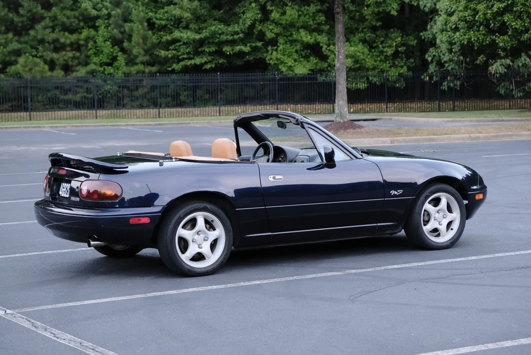 1996 Mazda NA MX-5 Miata - Image 28 of 31
