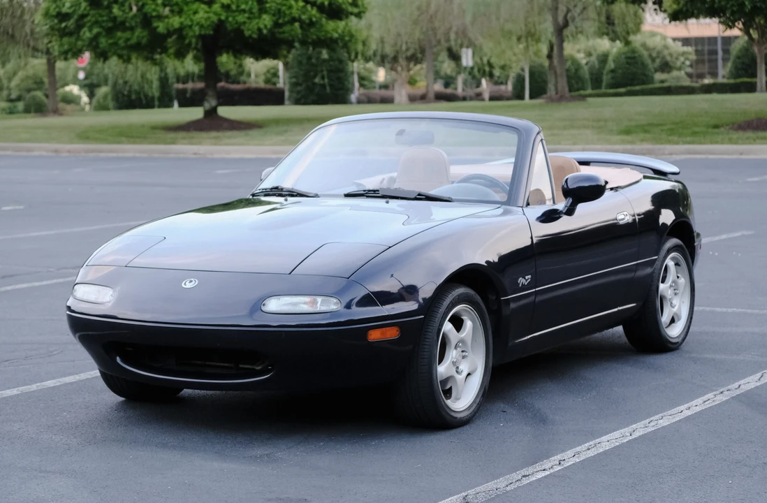 1996 Mazda NA MX-5 Miata - Image 21 of 31