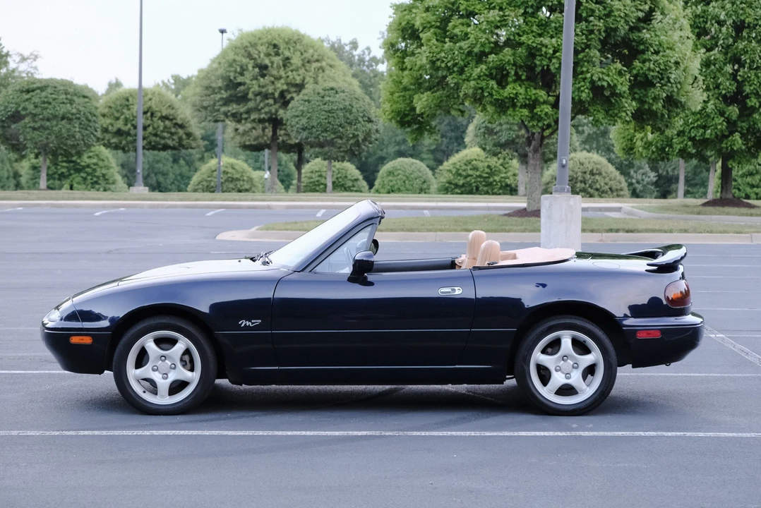 1996 Mazda NA MX-5 Miata - Image 23 of 31