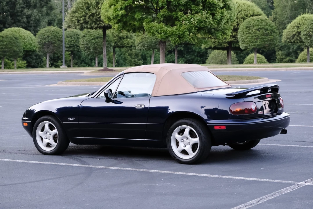 1996 Mazda NA MX-5 Miata - Image 7 of 31