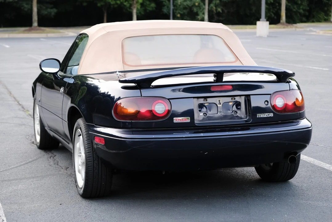 1996 Mazda NA MX-5 Miata - Image 9 of 31