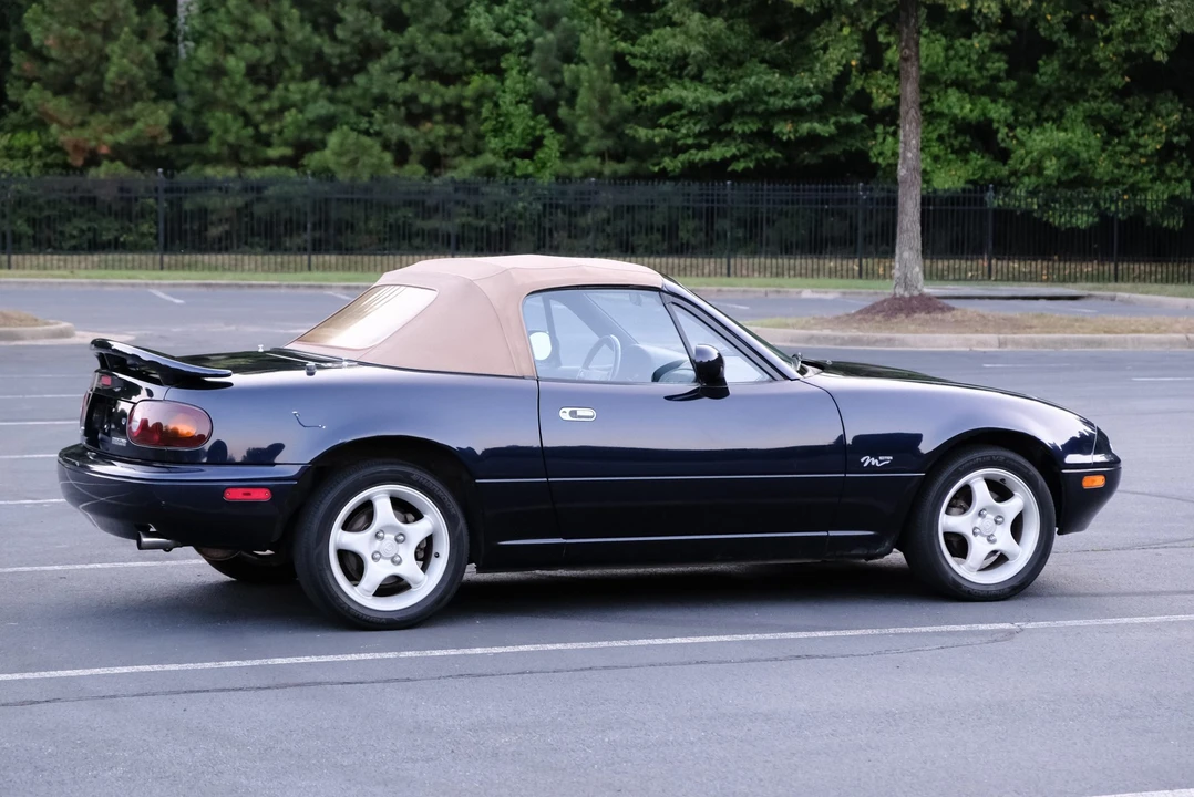 1996 Mazda NA MX-5 Miata - Image 14 of 31