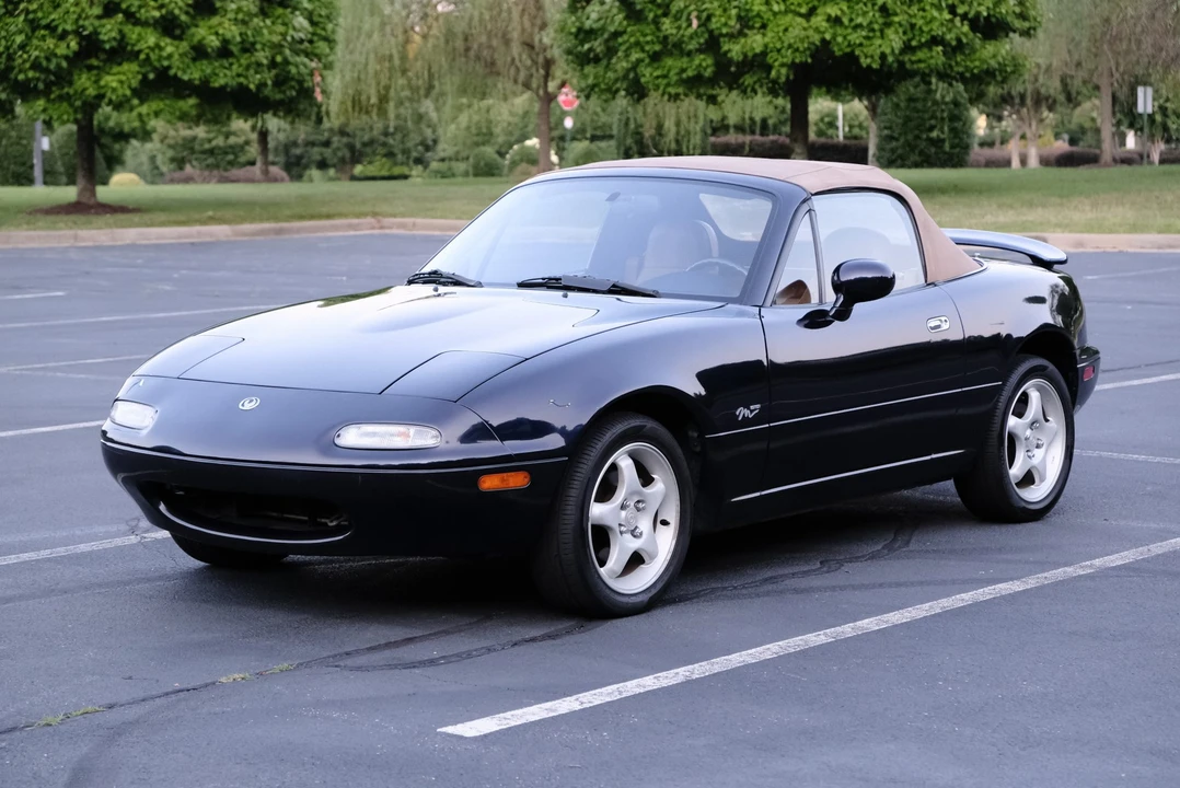1996 Mazda NA MX-5 Miata - Image 3 of 31